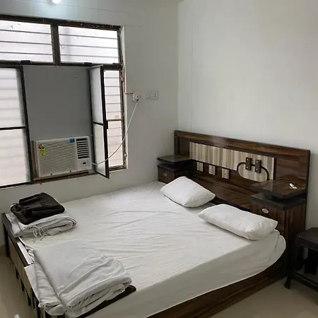 Sriram Homestay 01 Km To Sri Ram Mandir Ayodhya Exterior photo