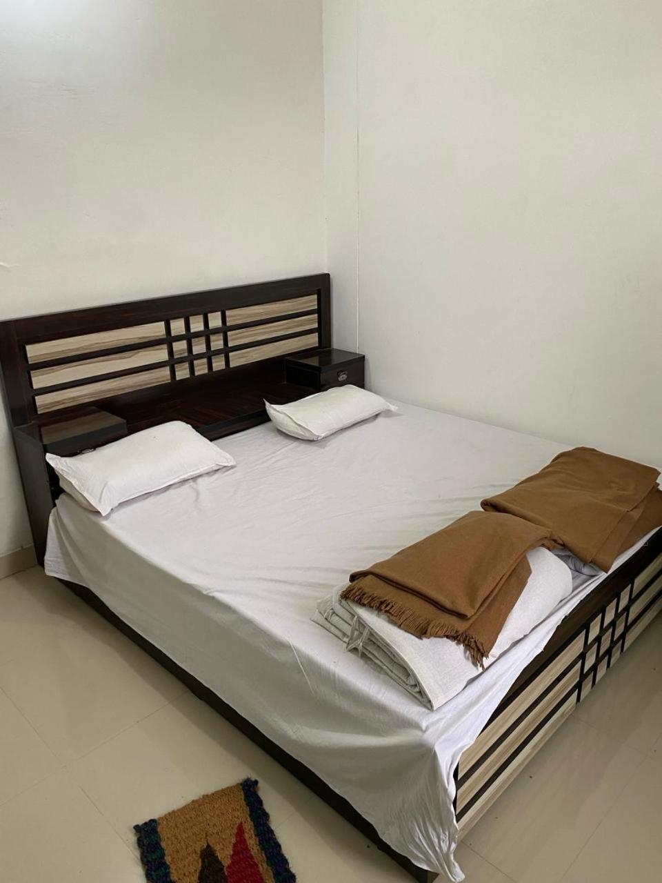 Apartment Sriram 01 Km To Sri Ram Mandir